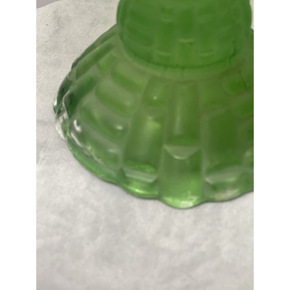 Vtg Green Pressed Glass Pedestal Compote Bowl 9" Wide Heavy Footed Centerpiece - Picture 5 of 11